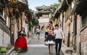 NGÀY 5 	SEOUL  -  TP. HỒ CHÍ  MINH                        (Ăn sáng, trưa, tối nhẹ)