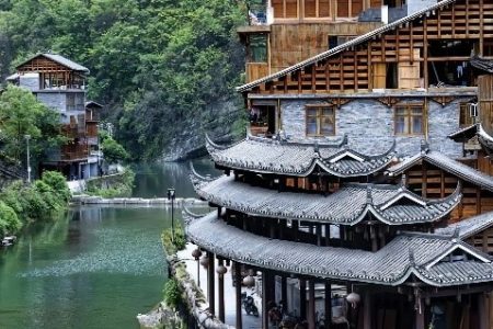 TOUR ÂN THI – TRƯƠNG GIA GIỚI  – PHƯỢNG HOÀNG CỔ TRẤN [6N5D]