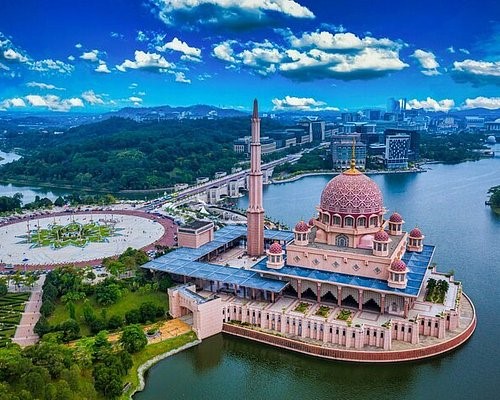 NGÀY 6	MALAYSIA – TP.HCM                                                  (Ăn sáng, trưa, tối)           
