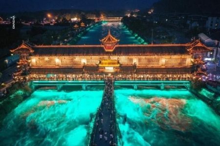TOUR THÀNH ĐÔ – NÚI TỨ CÔ NƯƠNG – TÙNG BÌNH CÂU – ĐẠT CỔ BĂNG XUYÊN [6N5Đ]