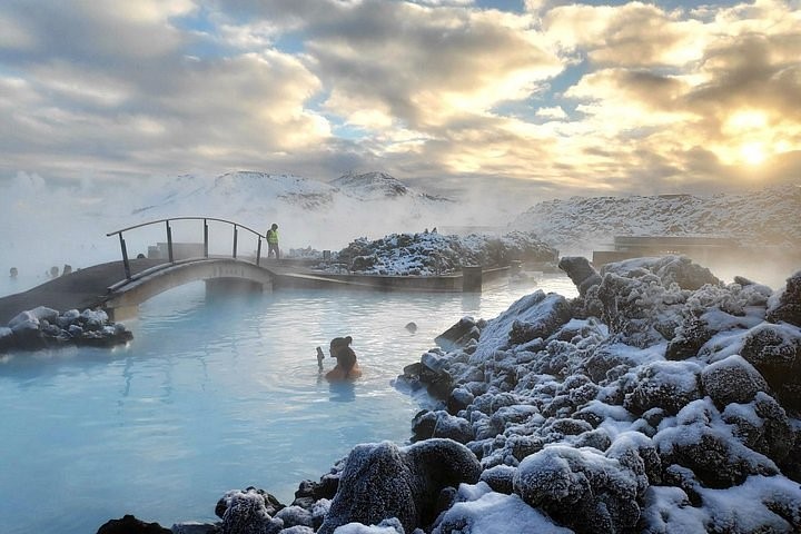    NGÀY 3	Copenhagen – Dragor – Reykjavik – Selfoss                    (Ăn sáng, trưa, tối)