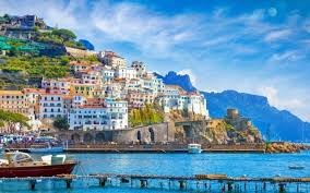 NGÀY 02 :  ISTANBUL - NAPLES CITY TOUR                   (Ăn sáng máy bay, trưa, tối)